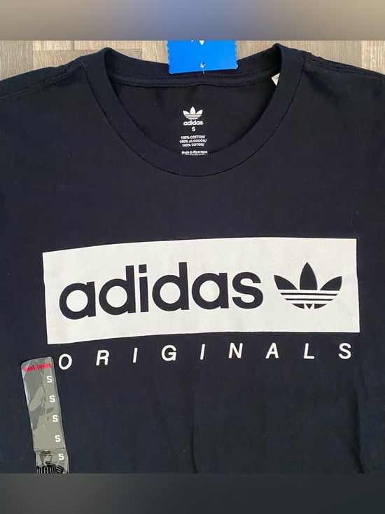Adidas Originals T-shirt Men's Color Black Size Small Front Logo and Side New - Picture 10 of 10